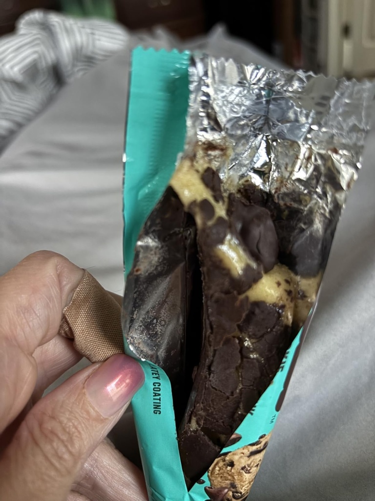new-protein-bar-cookie-dough-chunk-prote-2.jpg