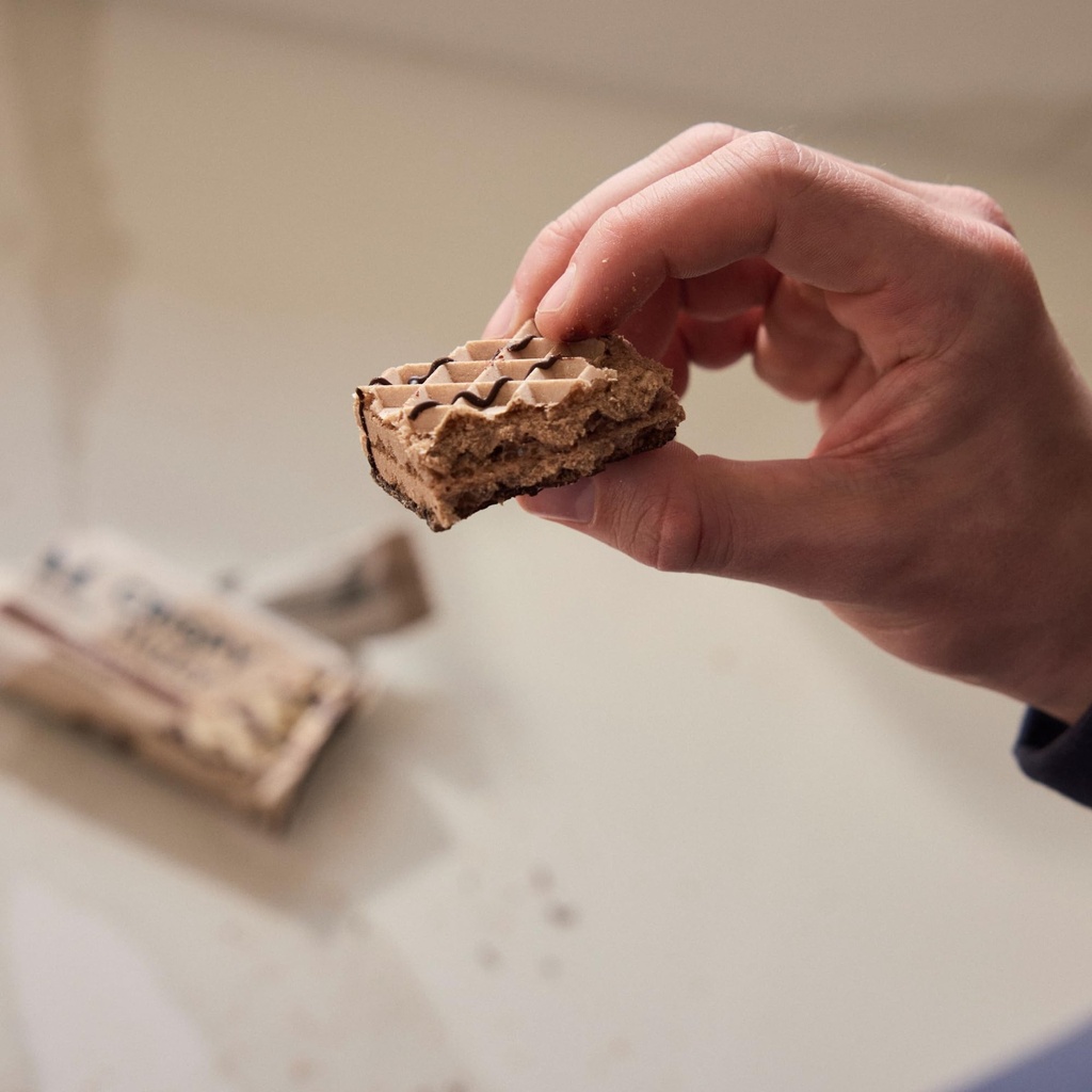 myprotein-crispy-protein-wafers-15g-prot-5.jpg