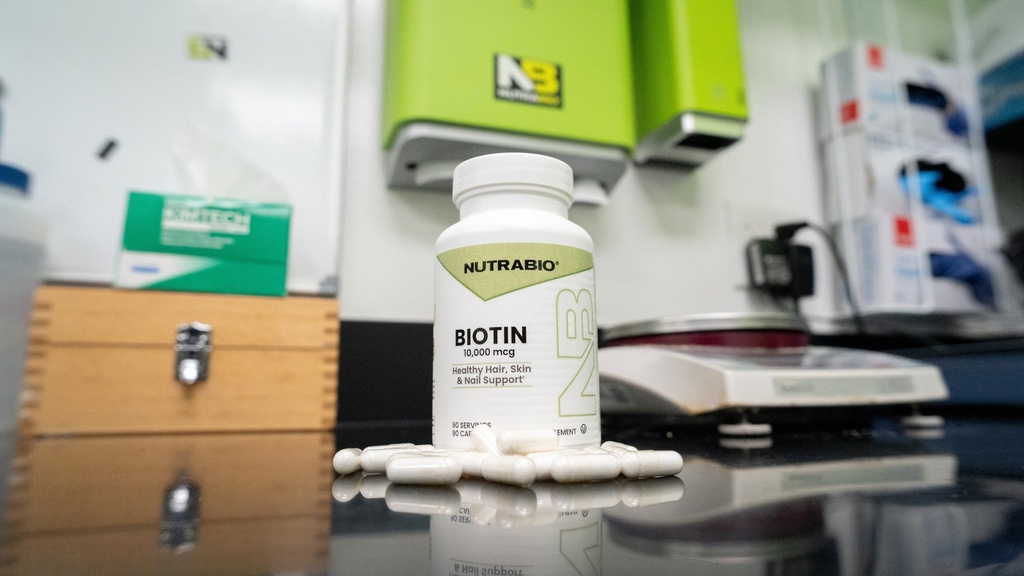 nutrabio-biotin-10000mcg-biotin-for-hair-5.jpg