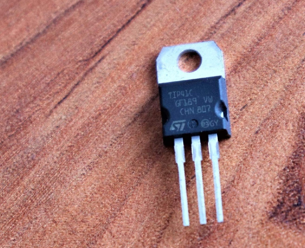 electronic-spices-tip41c-isola-do-npn-po-71lkmGanUfL.jpg