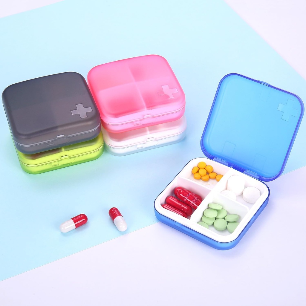 portable-pill-organizer---slim-pill-box--2.jpg