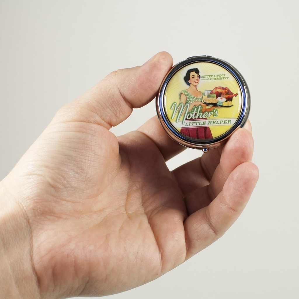 mothers-little-helper-pill-box---compact-6.jpg