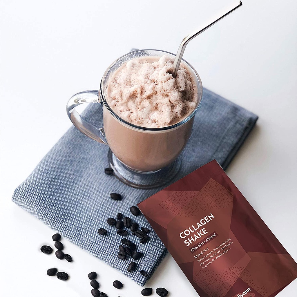 dr-kellyann-keto-chocolate-almond-shakes-6.jpg