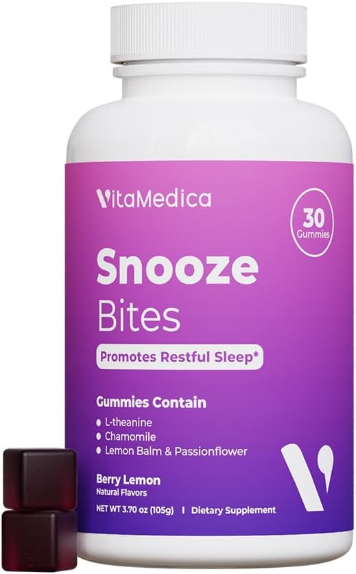VitaMedica Snooze Sleep Gummies - Melatonin-Free, Zero Grogginess - L-Theanine, Chamomile, Passionflower & Lemon Balm - 성인을위한 수면 보조 구미 - 30 카운트