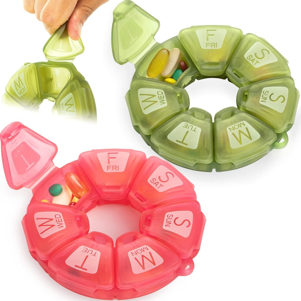 Round Weekly Pill Organizator, TPU Rubberized, Travel Pill Container 7 zile, cu 7 Compartimente mari, Mare pentru Daily Vitamine & Suplimente, Cute Pill Case cu litere mari și Braille (2 buc)