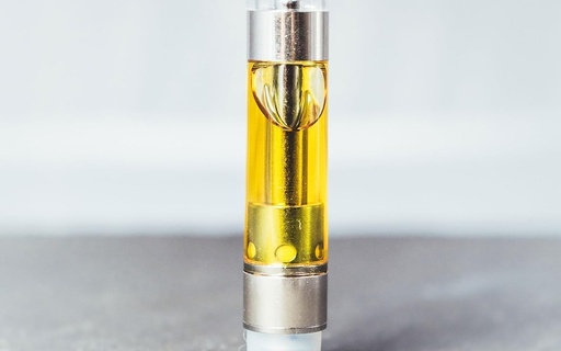[BRSREYYFDJ7BG2A2] Hemp Oil 900mg (1/2 Gram 1, Ml) Flavored Blend (1 ml)