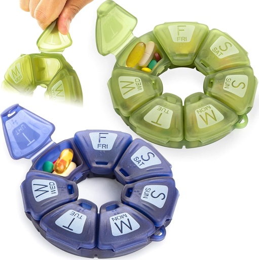[BRSRMHARAVYQIHQZ] Organizador semanal redondo, TPU Rubberized, Contenedor de pilas de viaje 7 Día, con 7 grandes compartimientos, Grande para suplementos diarios de vitaminas, Cute caja de píldoras con grandes letras y braille (2 pcs)