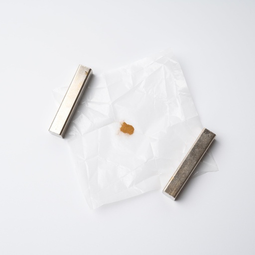 [BRSRYYYYBUCGMA3P] Genuine Gold Powder 0.1g "Maru-fun"