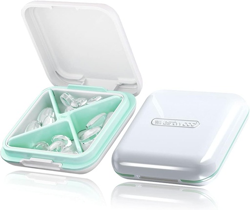 [BRSW22YDA54BYAA7] Lille pillekasse, Rejsepillekasse, Dtouayz Portable Medicine Organizer, Vitamin og Medicin Dispenser, Cute Daily Pill Box til pung eller taske, Vandtæt 4 Segment Rejsepillebeholder